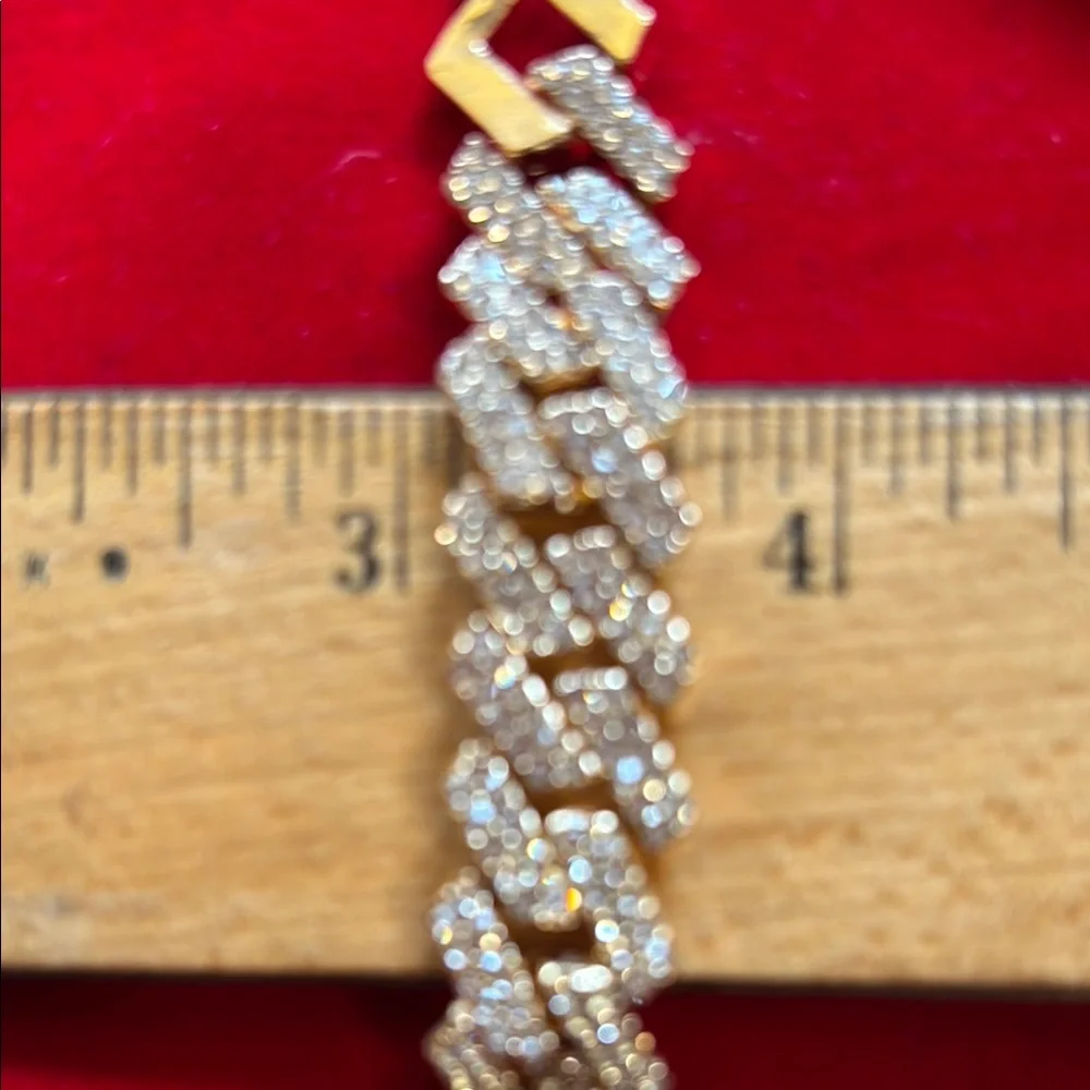 Bling Jewelry sparkling gold